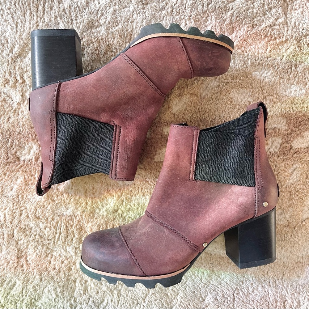 Sorel Addington Chelsea Block Heel Ankle Boot Waterproof Leather Burgundy Size 8